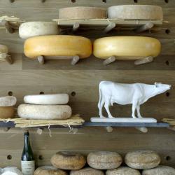 Affineur Jon Schofield from La Fromagerie hosts cheese tasting in the WEYA Events Space, Market Square