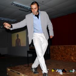 Hugo Nadeau – Neutral Mad